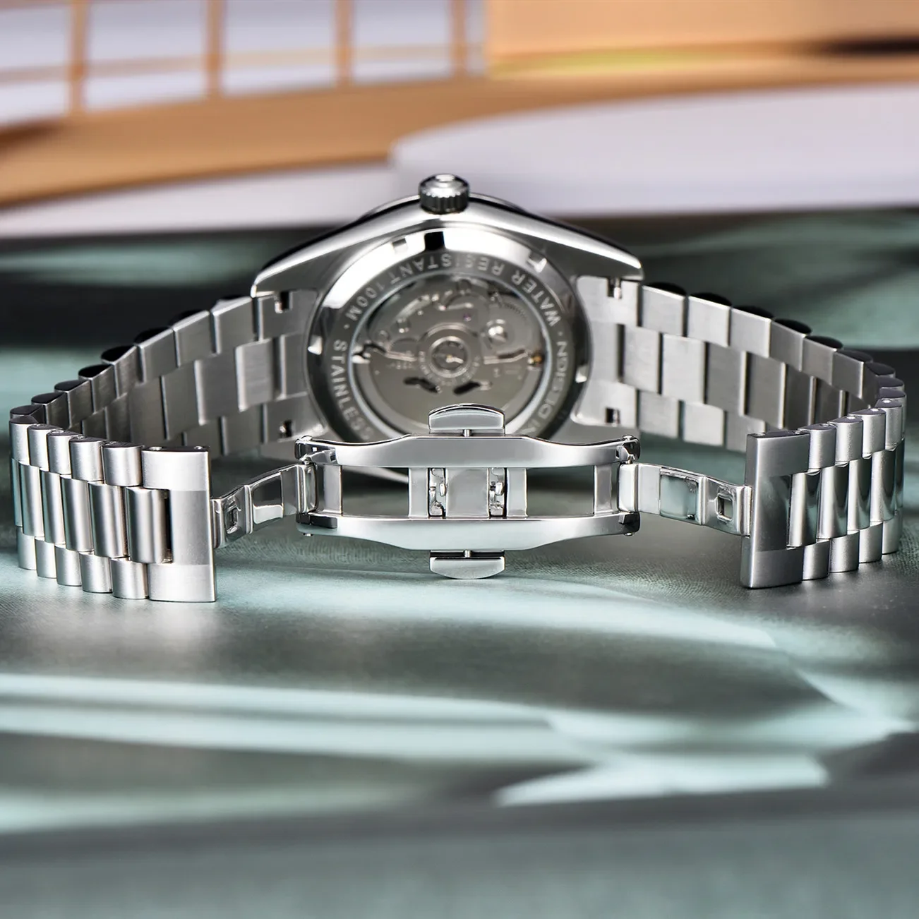 PAGANI DESIGN New40mm Week Calendar Type Watch side profile